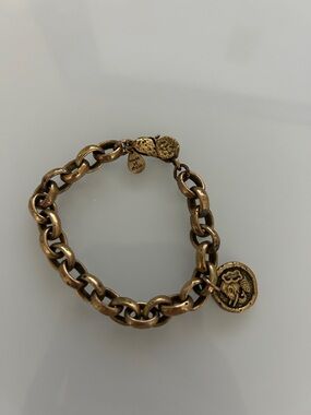 House of Alalia elephant pendant | gold